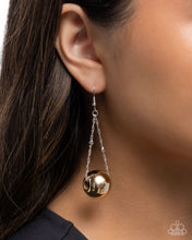 Load image into Gallery viewer, Edgy Emphasis - Silver/Gold Earring
