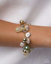 Load image into Gallery viewer, Dreamy Duet - Green Set: Dreamy Decadence - Green Necklace and Dreamy Delivery - Green Bracelet  (BB-GR-NG)
