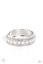 Load image into Gallery viewer, About a PEARL - White (Pearl) Bracelet (FFA-0623)
