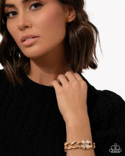 Load image into Gallery viewer, Chic Clover - Gold Bracelet (LOP-0226)
