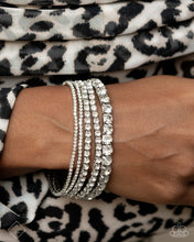 Load image into Gallery viewer, Fiercely 5th Avenue Trend Blend (FFA-0325) - $32 set 0r $8 each piece
