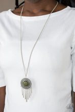 Load image into Gallery viewer, Bon VOYAGER Green Necklace freeshipping - JewLz4u Gemstone Gallery
