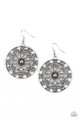 Petal Prana Silver Earring freeshipping - JewLz4u Gemstone Gallery