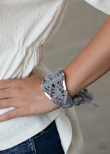 Load image into Gallery viewer, Macrame Mode - Silver (Gray Macrame&#39;)Bracelet
