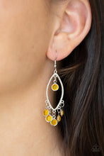 Load image into Gallery viewer, Glassy Grotto - Yellow Earring
