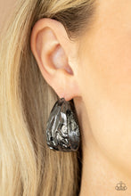 Load image into Gallery viewer, Badlands and Bellbottoms - Black (Gunmetal) Earring
