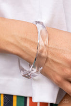 Load image into Gallery viewer, Clear-Cut Couture - White Bracelet (SS-0821)
