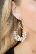 Load image into Gallery viewer, Marina Banquet - Gold Earring
