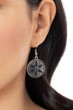 Load image into Gallery viewer, Saguaro Spring - Black Earring
