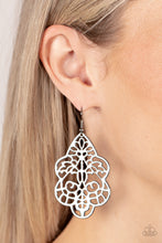 Load image into Gallery viewer, Festive Foliage - Silver Earring
