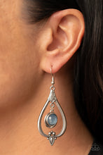 Load image into Gallery viewer, Ethereal Emblem - Blue Earring
