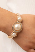 Load image into Gallery viewer, Debutante Daydream - Gold Bracelet
