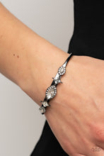 Load image into Gallery viewer, Disarming Dazzle - Black Bracelet
