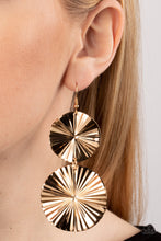 Load image into Gallery viewer, In Your Wildest FAN-tasy - Gold Earring
