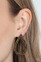 Load image into Gallery viewer, Diva Dust - Brass Post Earring
