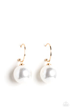 Load image into Gallery viewer, PEARL of My Eye - Gold (White Pearl) Earring
