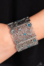 Load image into Gallery viewer, Garden City - Blue (Rhinestone Center) Bracelet
