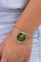 Load image into Gallery viewer, Candescent Cats Eye - Green (Cat&#39;s Eye Stone) Bracelet

