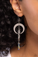 Load image into Gallery viewer, Lounging Laurel - Multi Oil Spill) Earring
