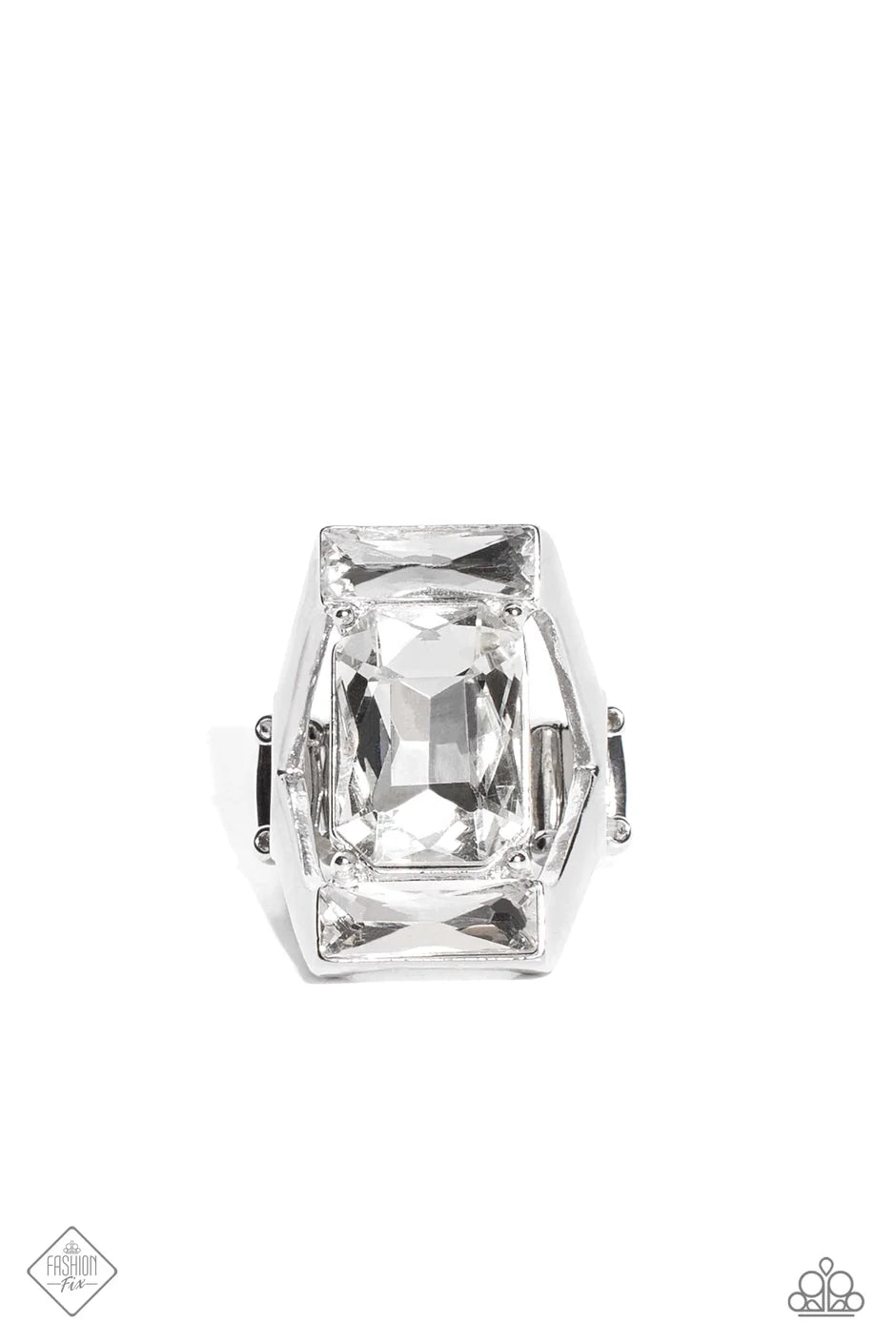 Right As CHAIN - White (Emerald-Cut Gems) Ring (MM-0323)